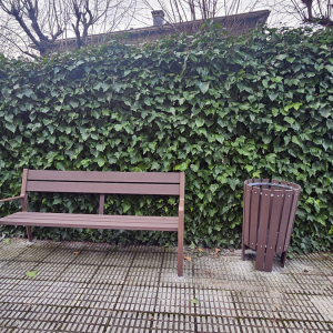 Cambio de mobiliario urbano en la Travesía 2 de Mayo